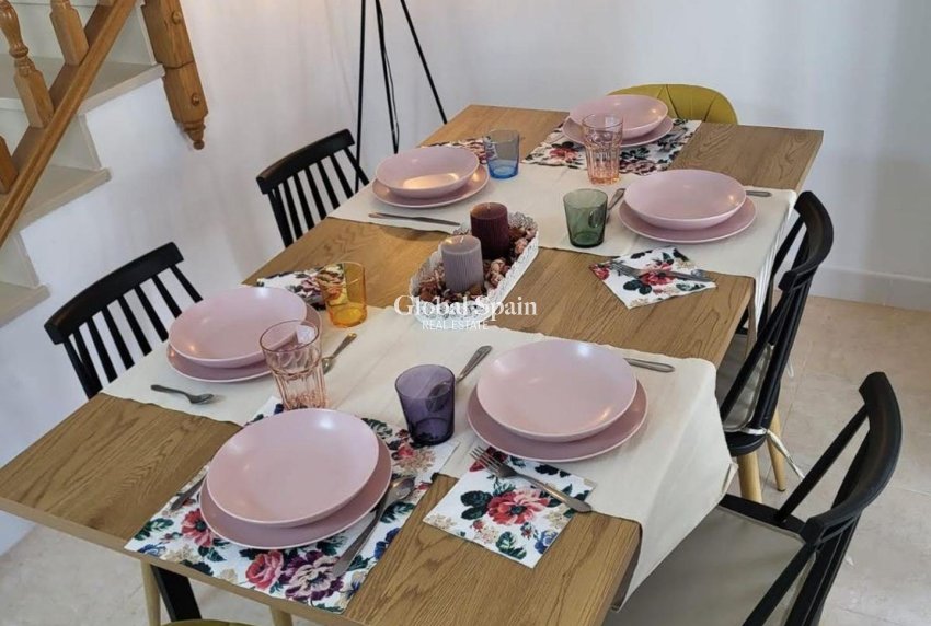 Resale - HOUSE -
SAN MIGUEL DE SALINAS - Ciudad de las comunicaciones