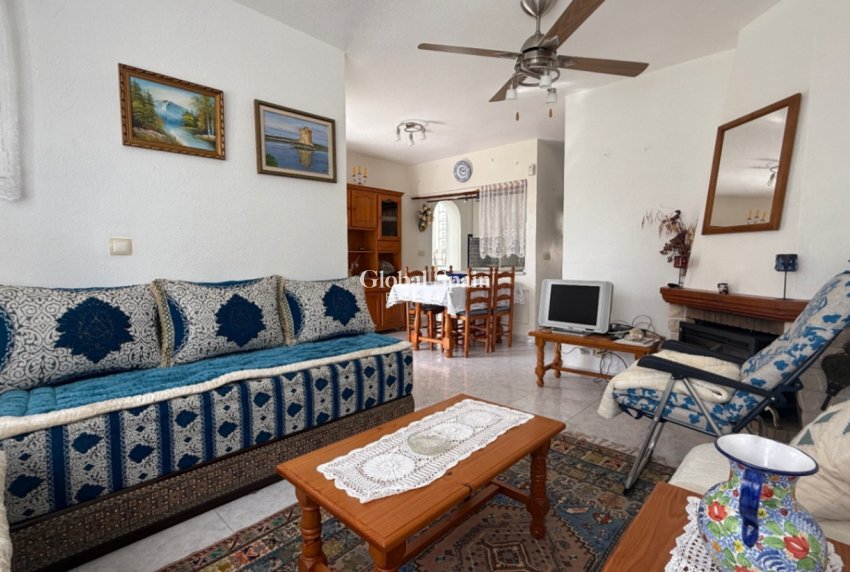 Resale - HOUSE -
SAN MIGUEL DE SALINAS - Costa Blanca Sur