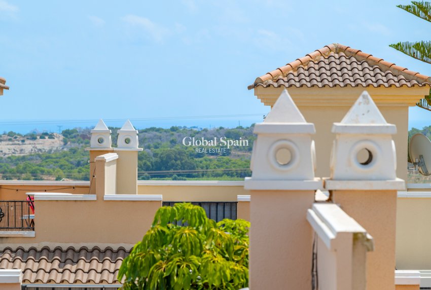Resale - HOUSE -
SAN MIGUEL DE SALINAS - Costa Blanca