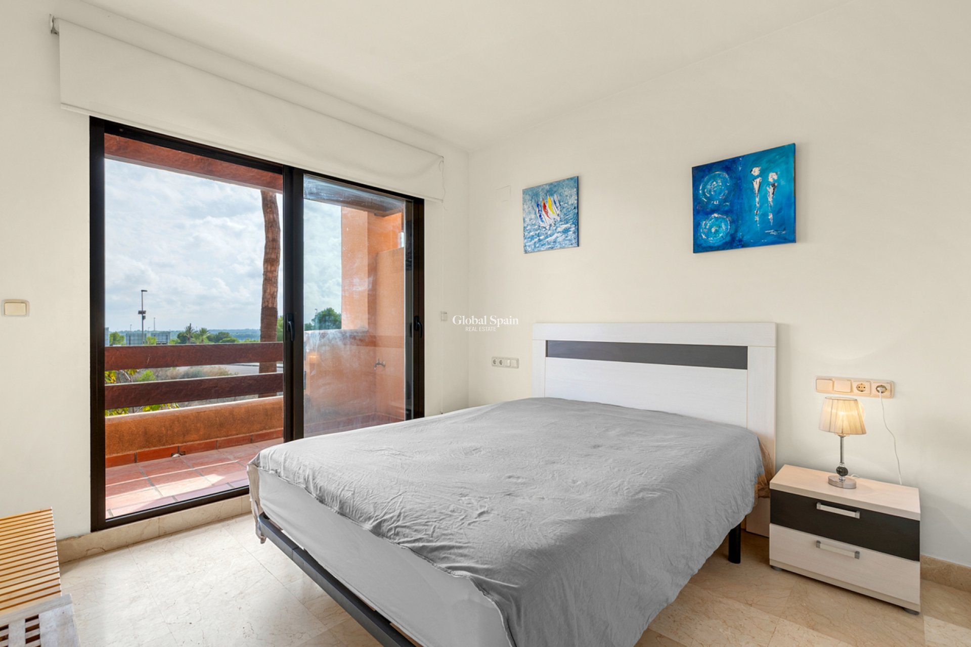 Resale - HOUSE -
SAN MIGUEL DE SALINAS - Costa Blanca