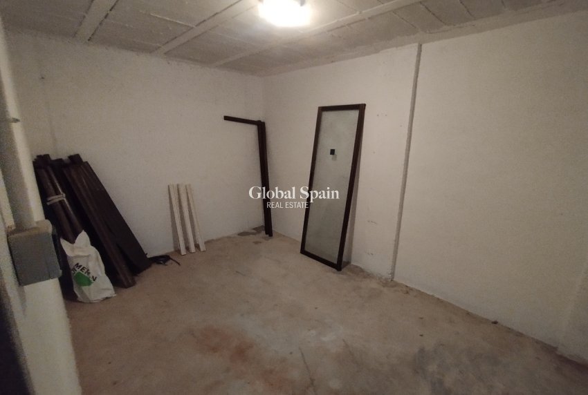 Resale - HOUSE -
SAN MIGUEL DE SALINAS - Inland