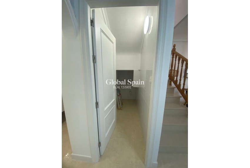 Resale - HOUSE -
SAN MIGUEL DE SALINAS - Inland