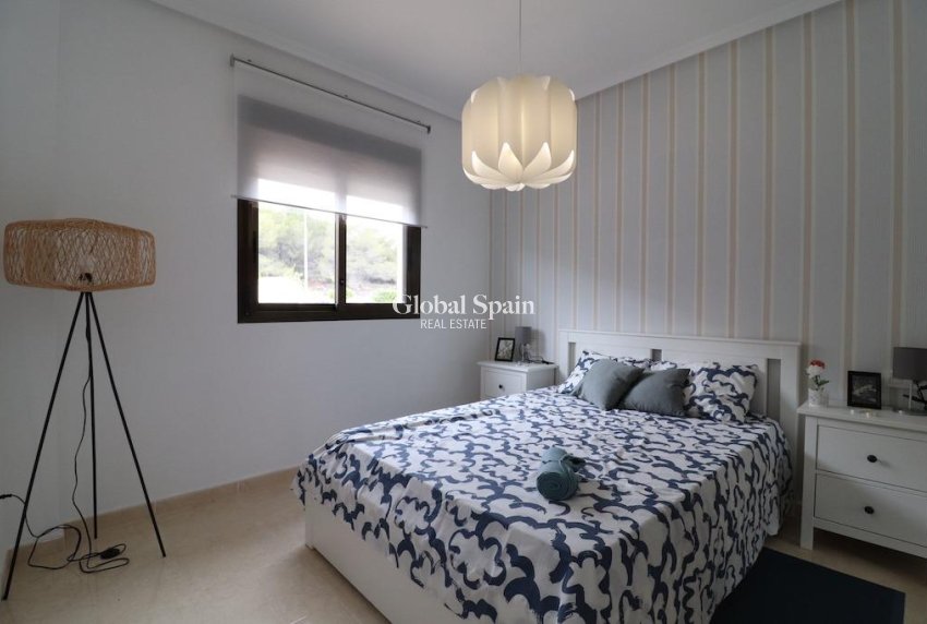 Resale - HOUSE -
SAN MIGUEL DE SALINAS - Inland