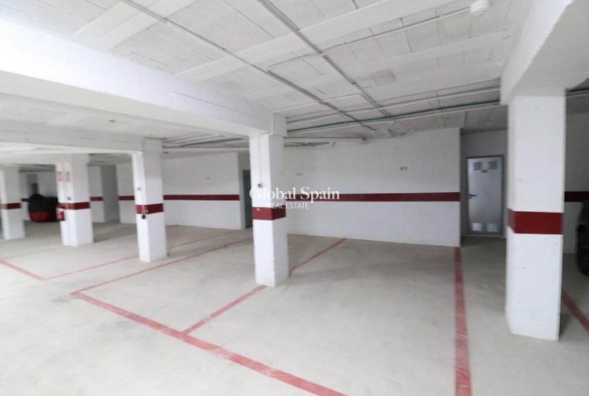 Resale - HOUSE -
SAN MIGUEL DE SALINAS - Inland