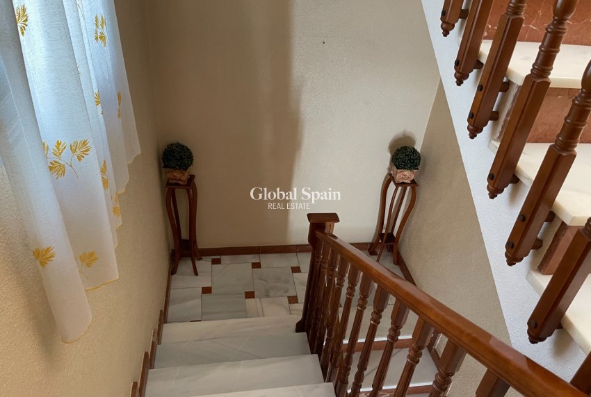 Resale - HOUSE -
SAN MIGUEL DE SALINAS - Inland