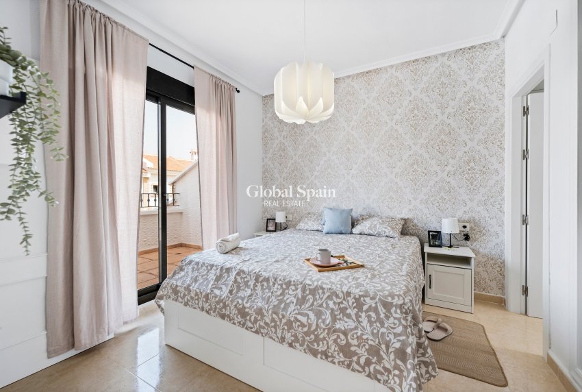 Resale - HOUSE -
SAN MIGUEL DE SALINAS - Inland