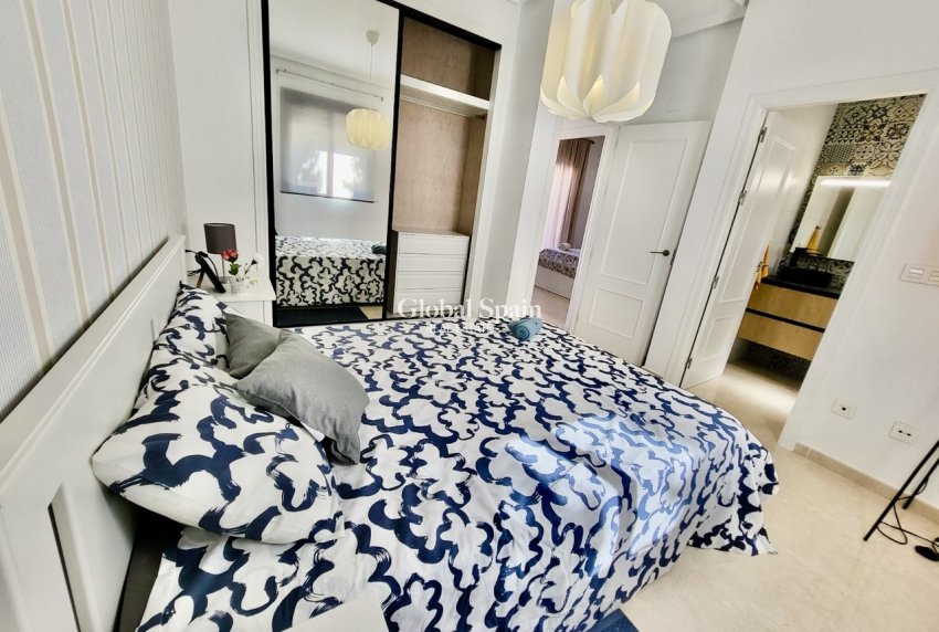 Resale - HOUSE -
SAN MIGUEL DE SALINAS - Inland