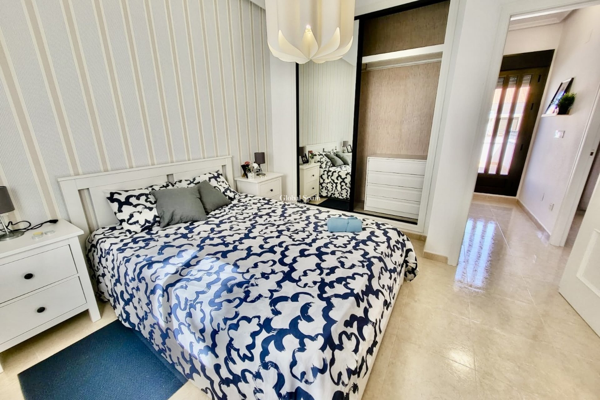 Resale - HOUSE -
SAN MIGUEL DE SALINAS - Inland