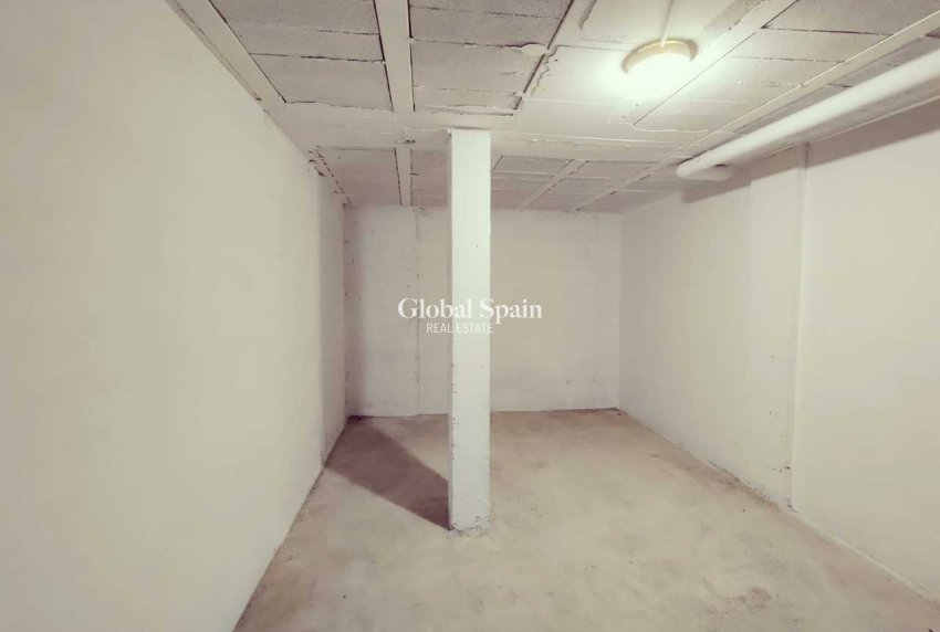 Resale - HOUSE -
SAN MIGUEL DE SALINAS - Inland