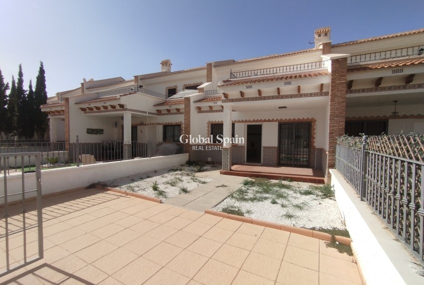 Resale - HOUSE -
SAN MIGUEL DE SALINAS - Inland