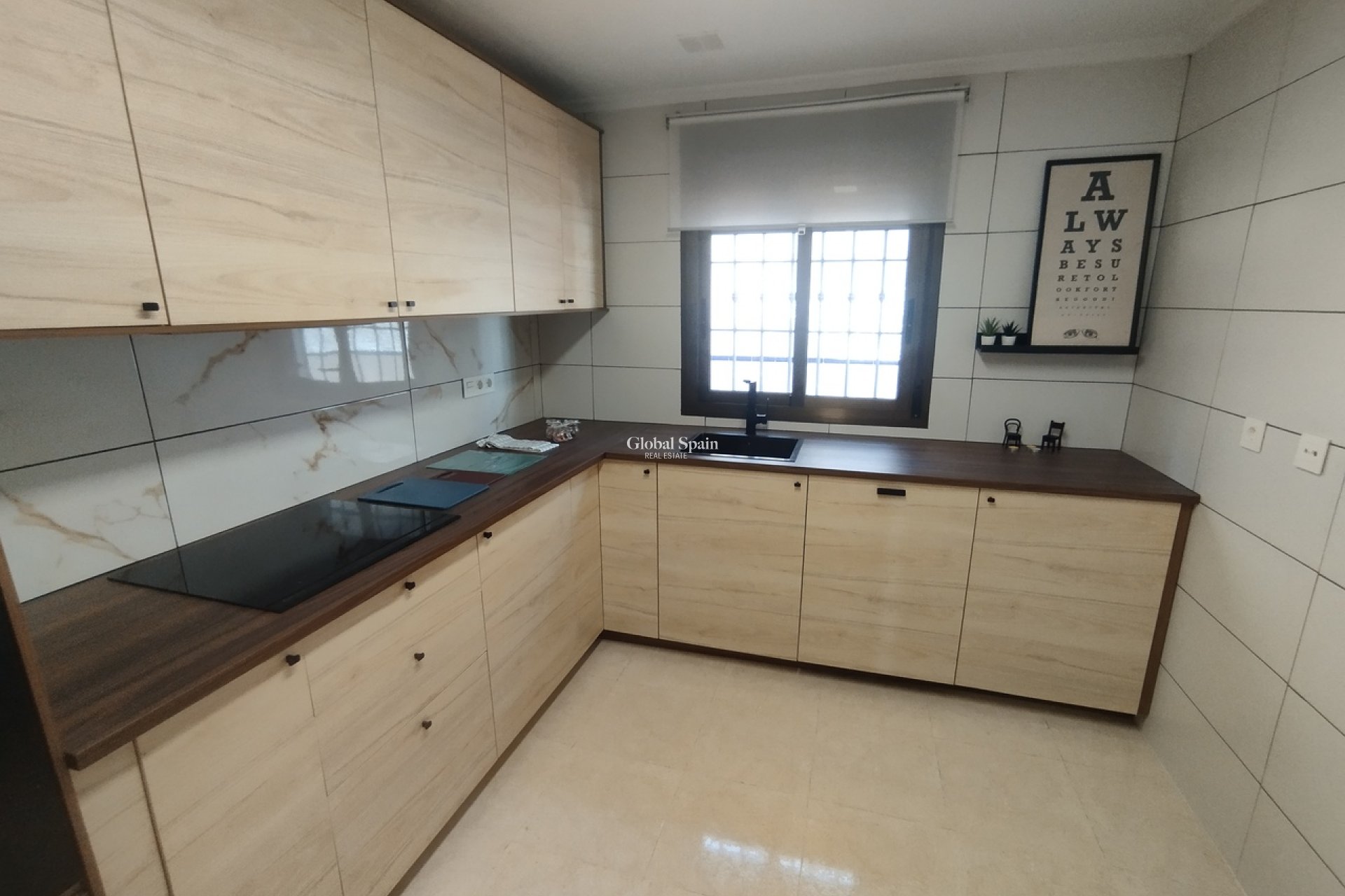 Resale - HOUSE -
SAN MIGUEL DE SALINAS - Inland