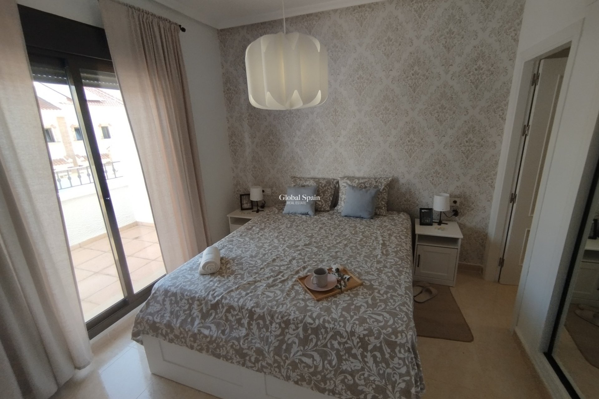 Resale - HOUSE -
SAN MIGUEL DE SALINAS - Inland