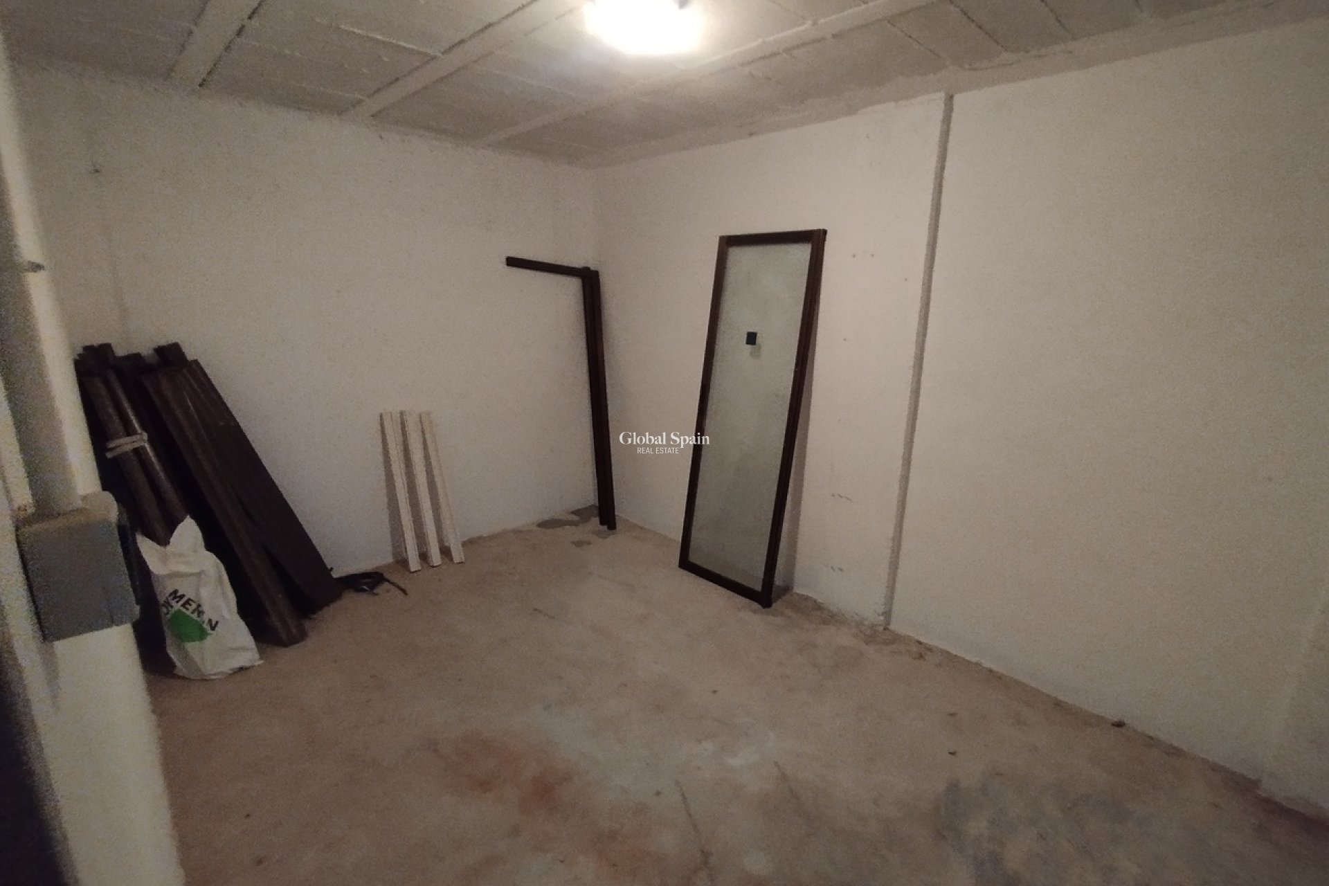 Resale - HOUSE -
SAN MIGUEL DE SALINAS - Inland