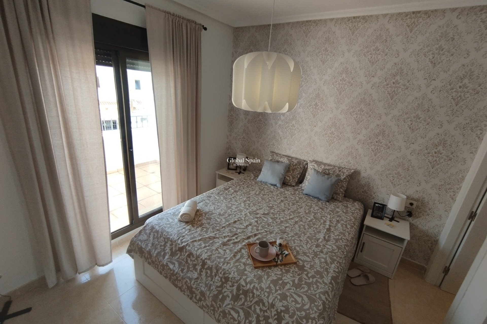 Resale - HOUSE -
SAN MIGUEL DE SALINAS - Inland