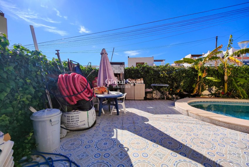 Resale - HOUSE -
SAN MIGUEL DE SALINAS - Inland