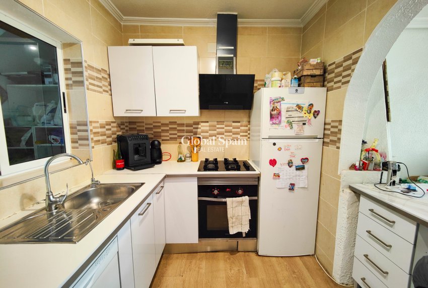 Resale - HOUSE -
SAN MIGUEL DE SALINAS - Inland