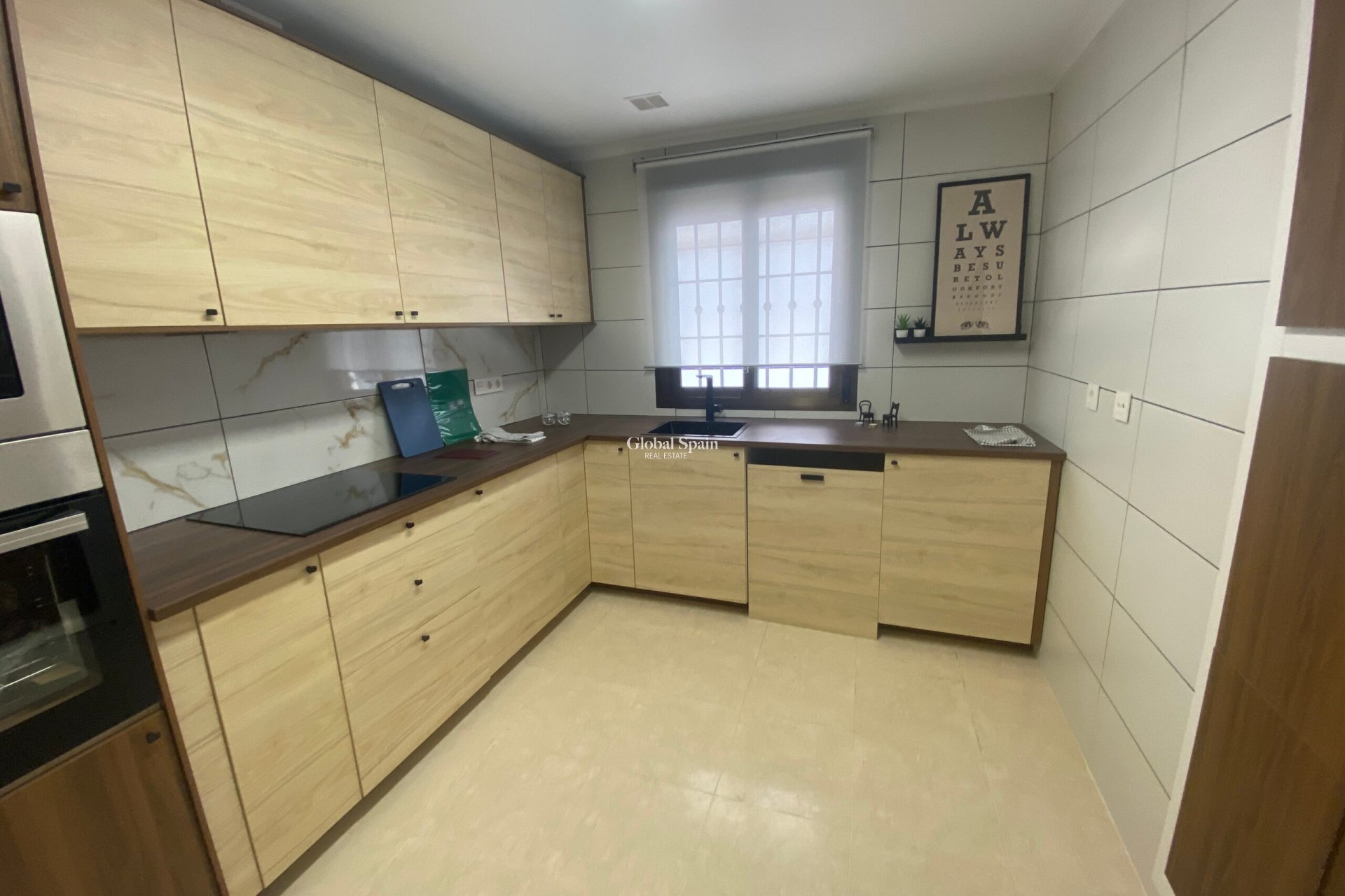 Resale - HOUSE -
SAN MIGUEL DE SALINAS - Inland