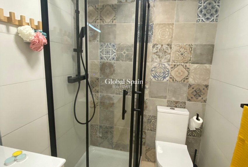 Resale - HOUSE -
SAN MIGUEL DE SALINAS - Inland