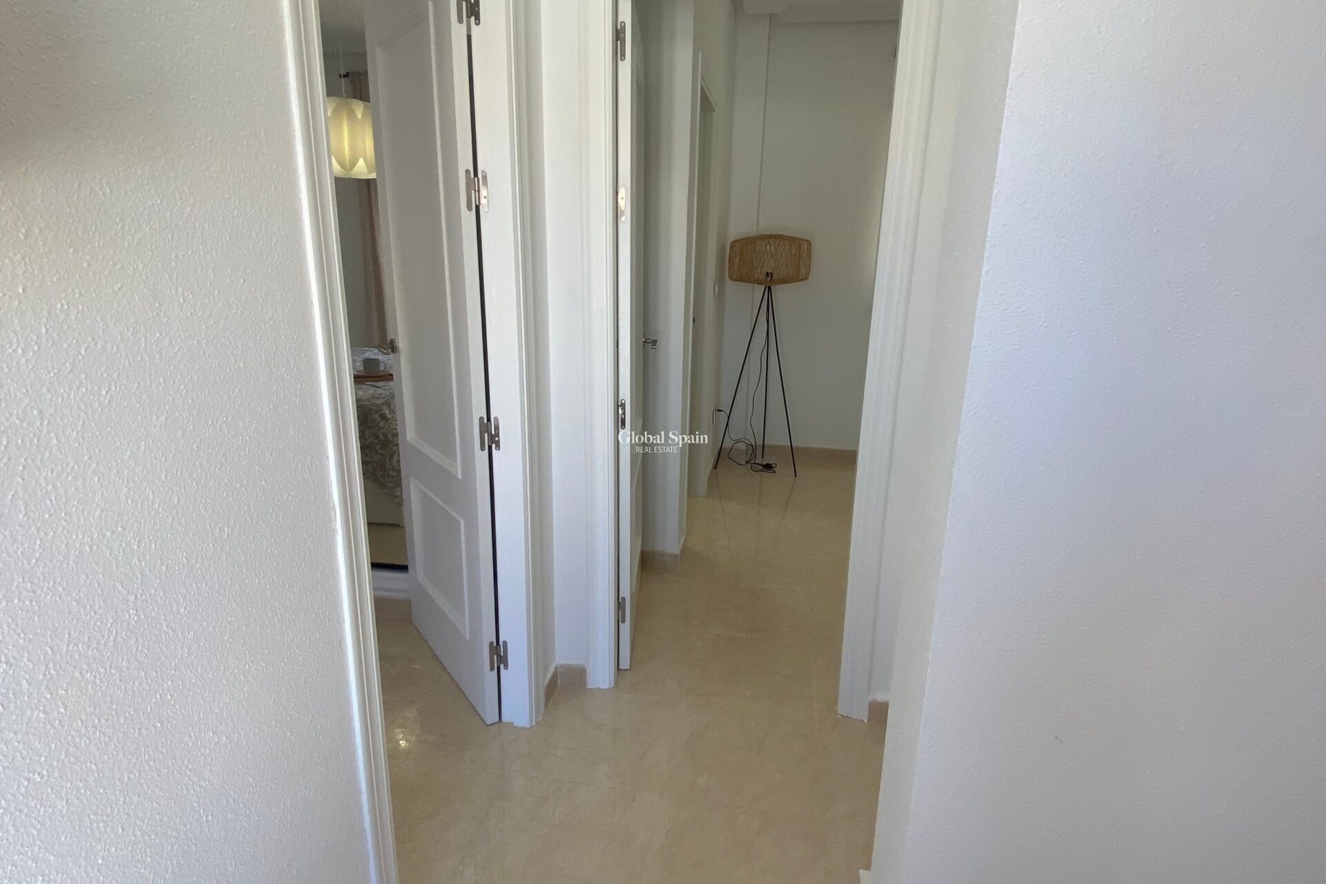 Resale - HOUSE -
SAN MIGUEL DE SALINAS - Inland