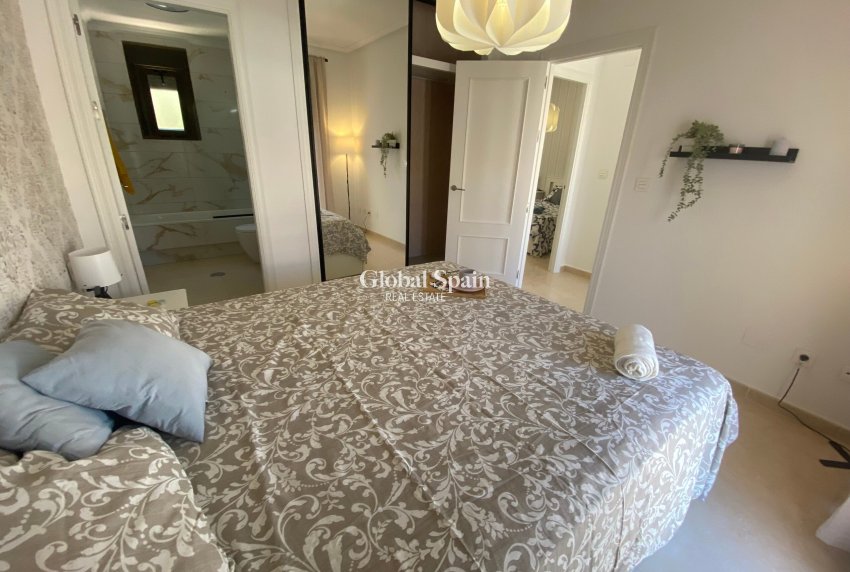 Resale - HOUSE -
SAN MIGUEL DE SALINAS - Inland