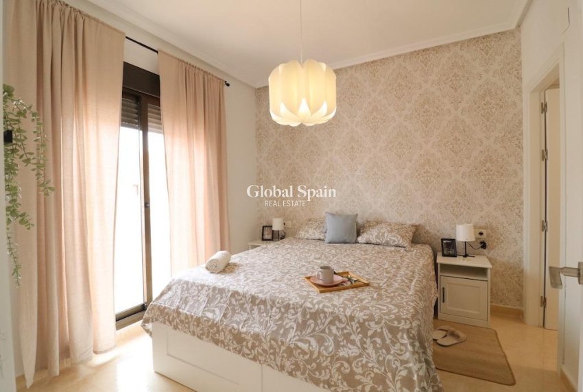 Resale - HOUSE -
SAN MIGUEL DE SALINAS - Inland