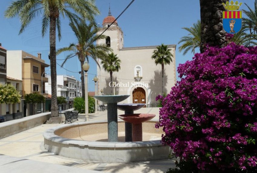 Resale - HOUSE -
SAN MIGUEL DE SALINAS - Inland