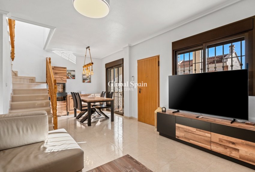 Resale - HOUSE -
SAN MIGUEL DE SALINAS - Inland