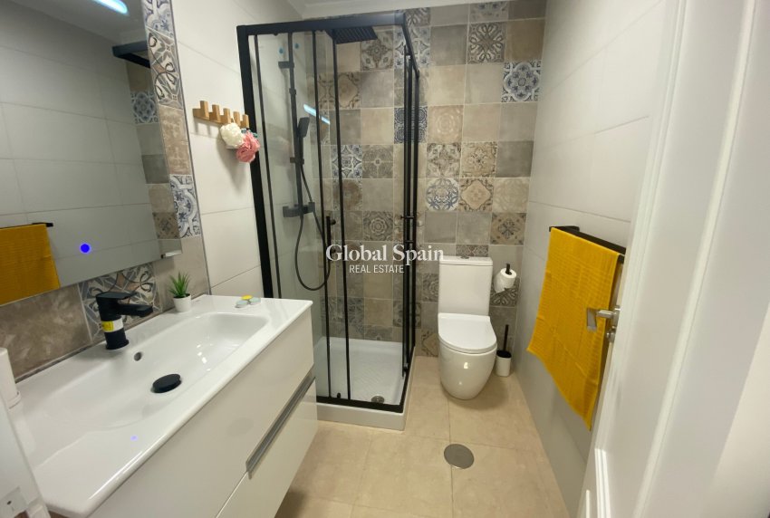 Resale - HOUSE -
SAN MIGUEL DE SALINAS - Inland