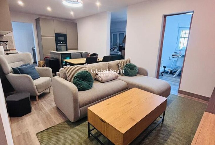 Resale - HOUSE -
SAN MIGUEL DE SALINAS - Inland