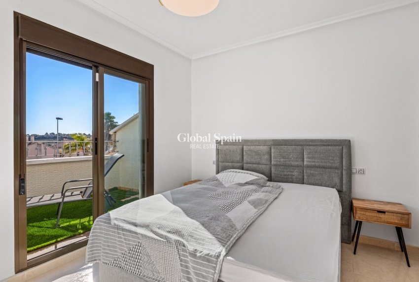 Resale - HOUSE -
SAN MIGUEL DE SALINAS - Inland