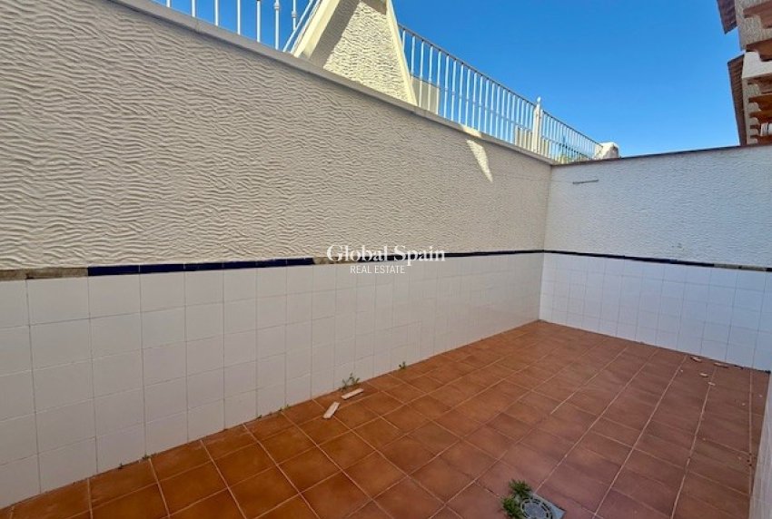 Resale - HOUSE -
SAN MIGUEL DE SALINAS - Inland