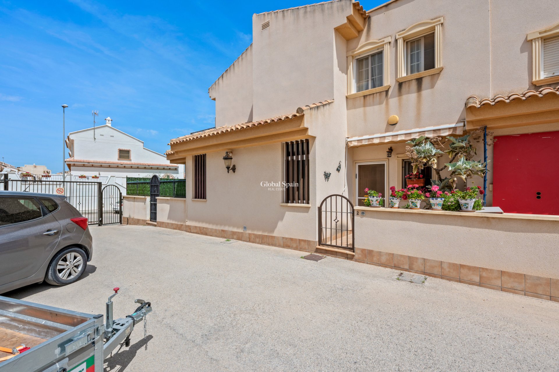 Resale - HOUSE -
SAN MIGUEL DE SALINAS - Inland