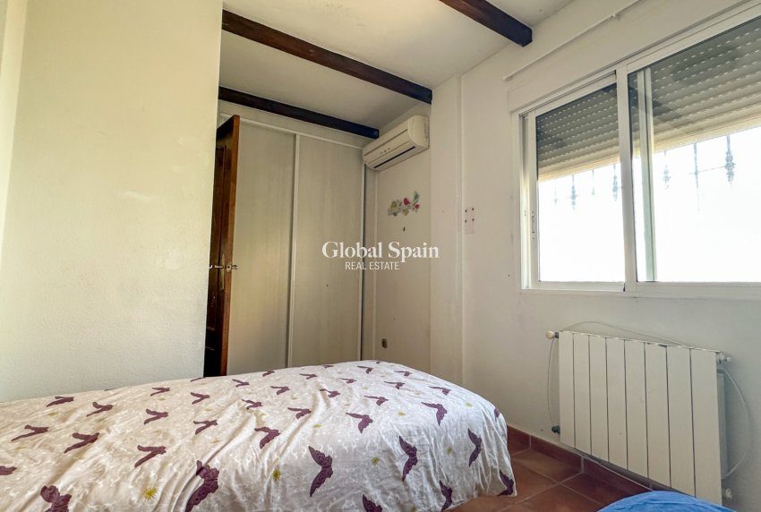 Resale - HOUSE -
SAN MIGUEL DE SALINAS - Inland