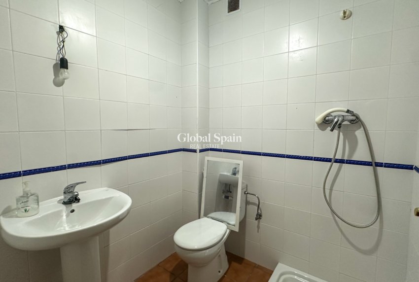 Resale - HOUSE -
SAN MIGUEL DE SALINAS - Inland