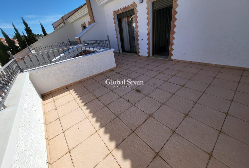 Resale - HOUSE -
SAN MIGUEL DE SALINAS - Inland