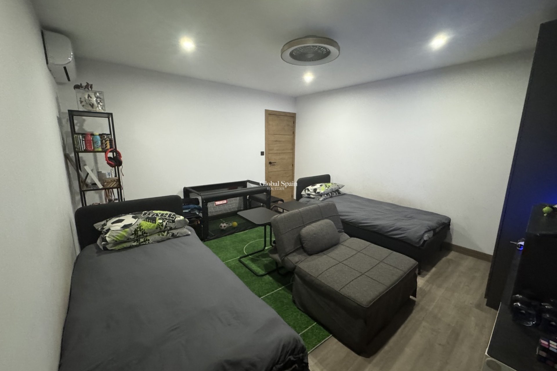 Resale - HOUSE -
SAN MIGUEL DE SALINAS - Inland