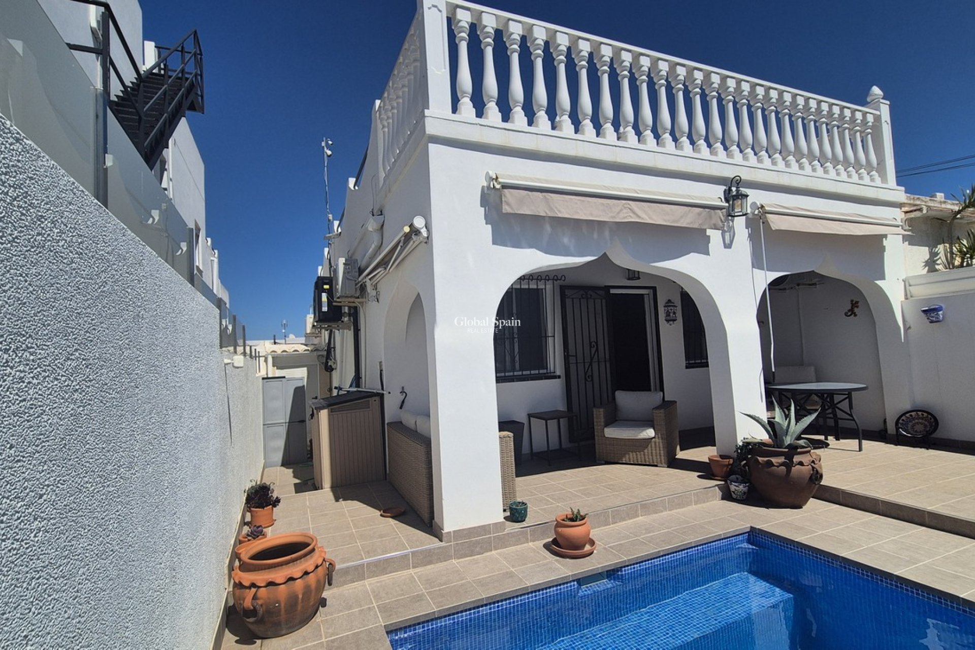 Resale - HOUSE -
SAN MIGUEL DE SALINAS - Inland