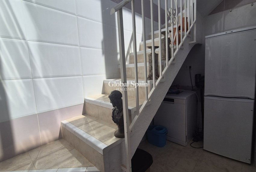 Resale - HOUSE -
SAN MIGUEL DE SALINAS - Inland