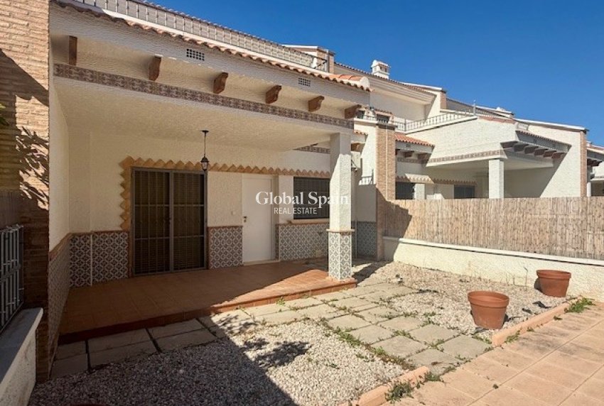 Resale - HOUSE -
SAN MIGUEL DE SALINAS - Inland