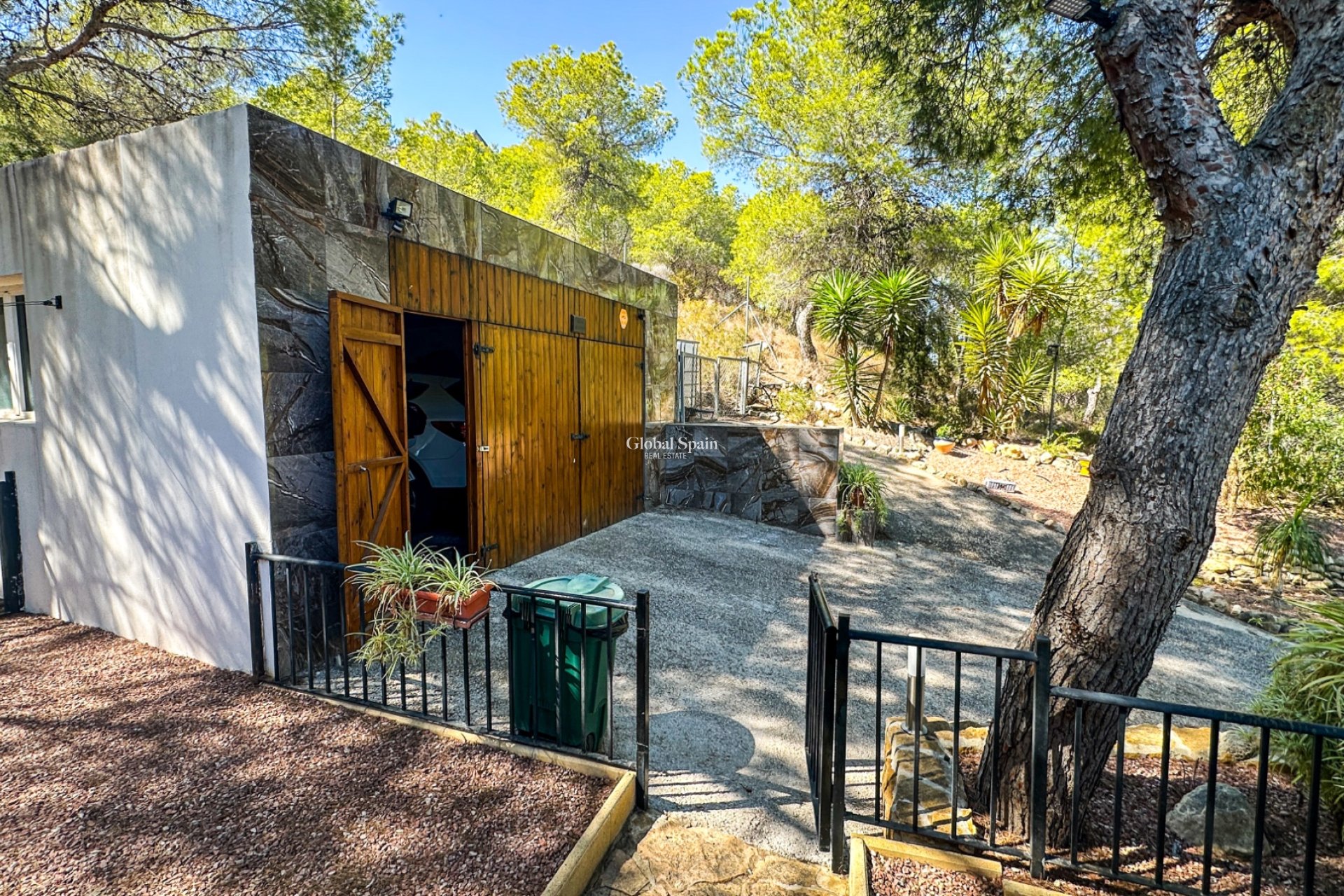 Resale - HOUSE -
SAN MIGUEL DE SALINAS - Inland