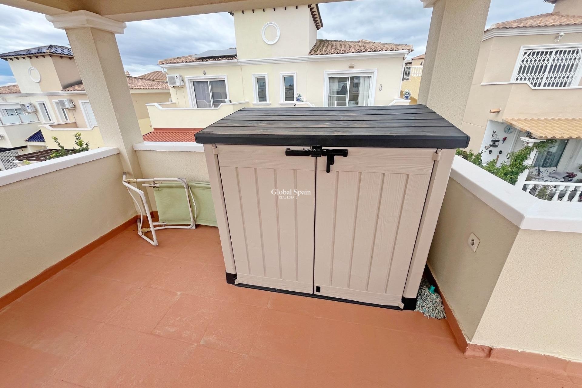 Resale - HOUSE -
SAN MIGUEL DE SALINAS - Las Filipinas