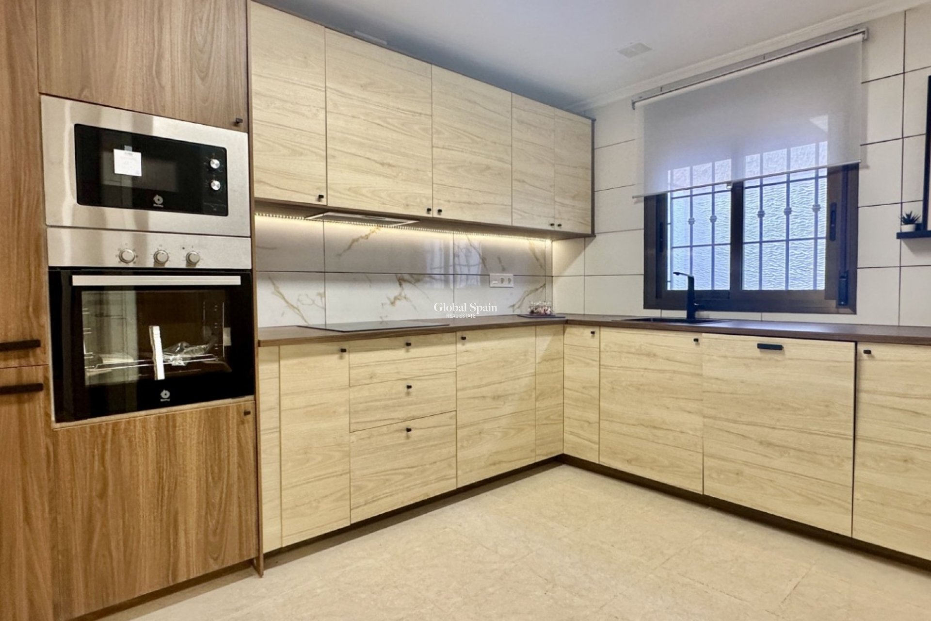 Resale - House -
SAN MIGUEL DE SALINAS - San Miguel de Salinas