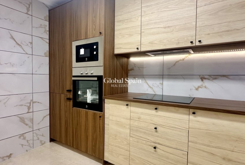 Resale - House -
SAN MIGUEL DE SALINAS - San Miguel de Salinas