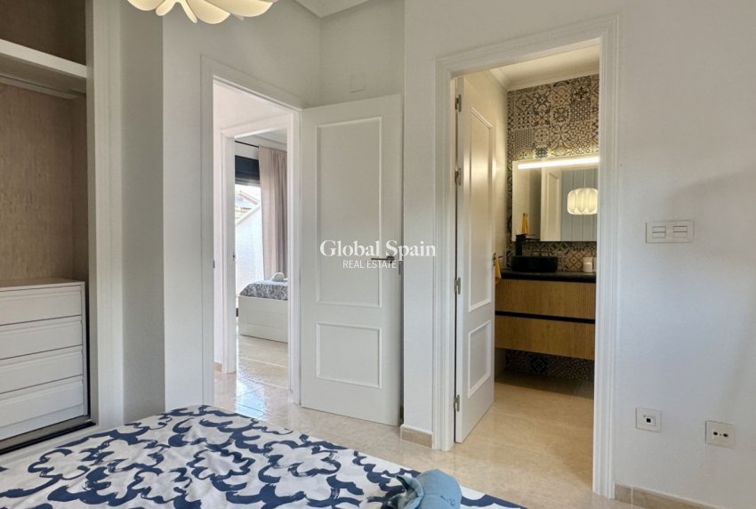 Resale - House -
SAN MIGUEL DE SALINAS - San Miguel de Salinas