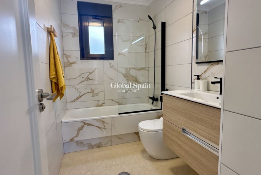 Resale - House -
SAN MIGUEL DE SALINAS - San Miguel de Salinas