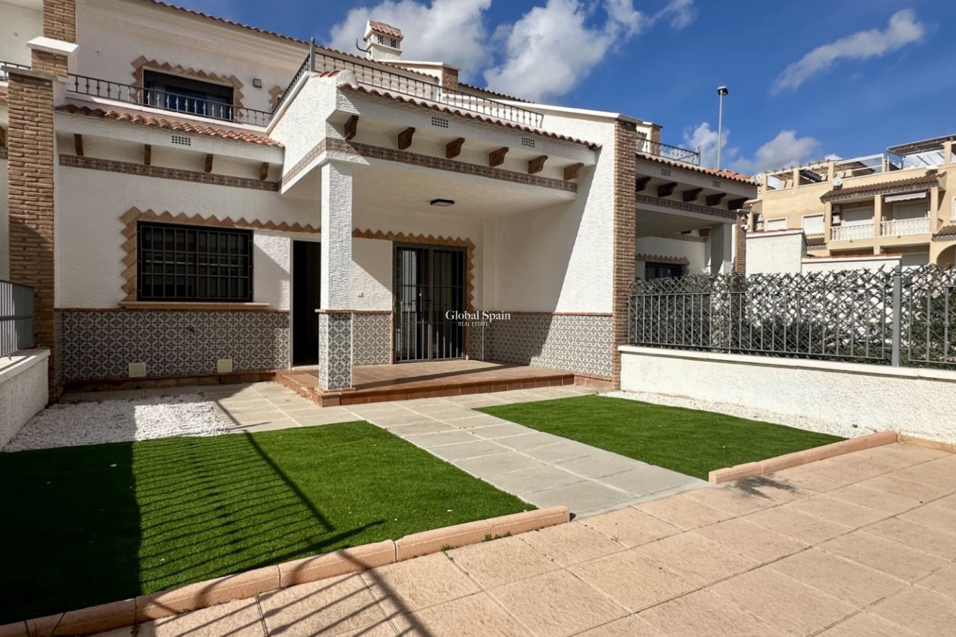 Resale - House -
SAN MIGUEL DE SALINAS - San Miguel de Salinas