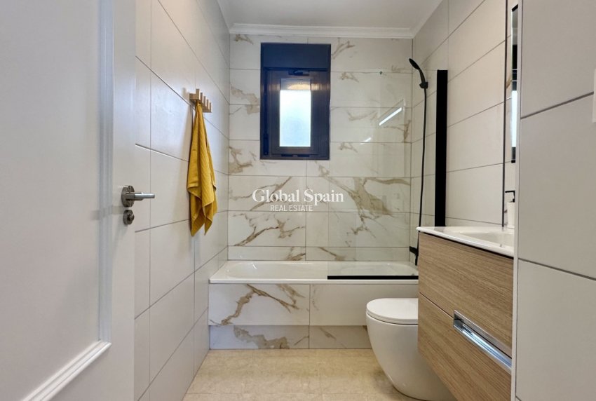 Resale - HOUSE -
SAN MIGUEL DE SALINAS - San Miguel de Salinas