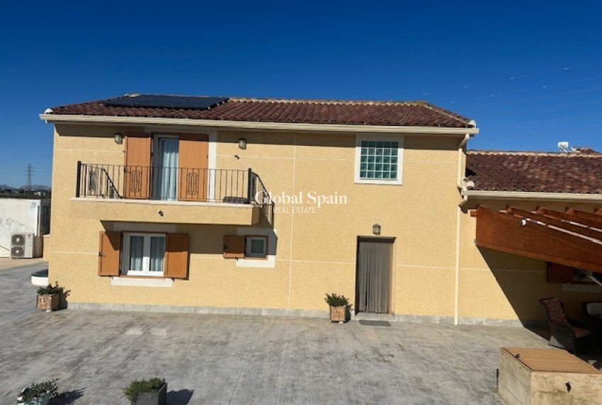 Resale - HOUSE -
SAN MIGUEL DE SALINAS - San Miguel de Salinas