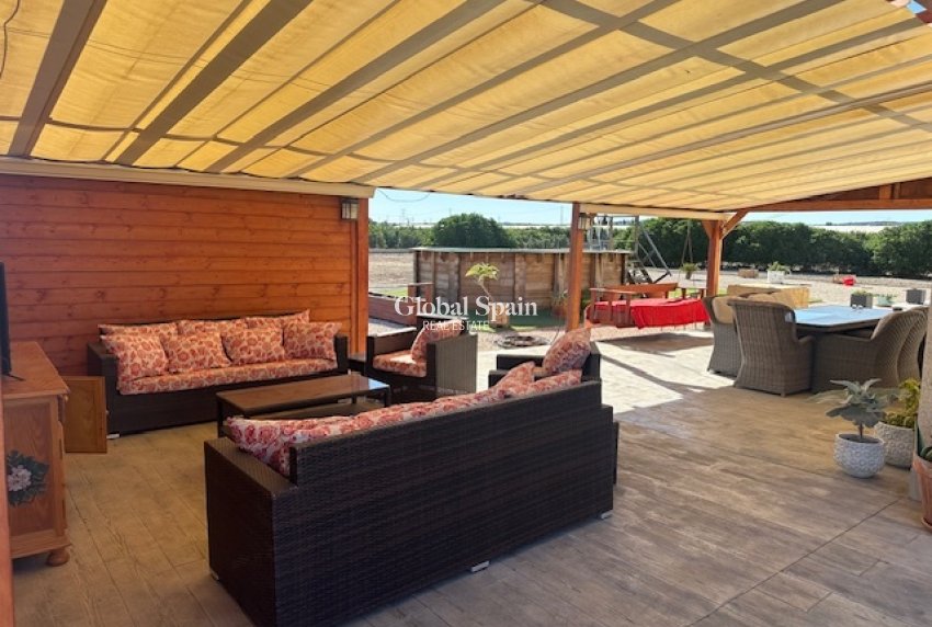 Resale - HOUSE -
SAN MIGUEL DE SALINAS - San Miguel de Salinas