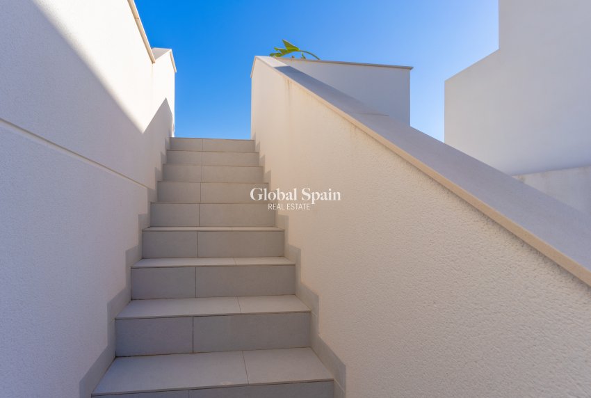 Resale - HOUSE -
SAN MIGUEL DE SALINAS - San Miguel de Salinas